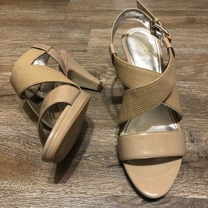 Anne Klein heels 👠